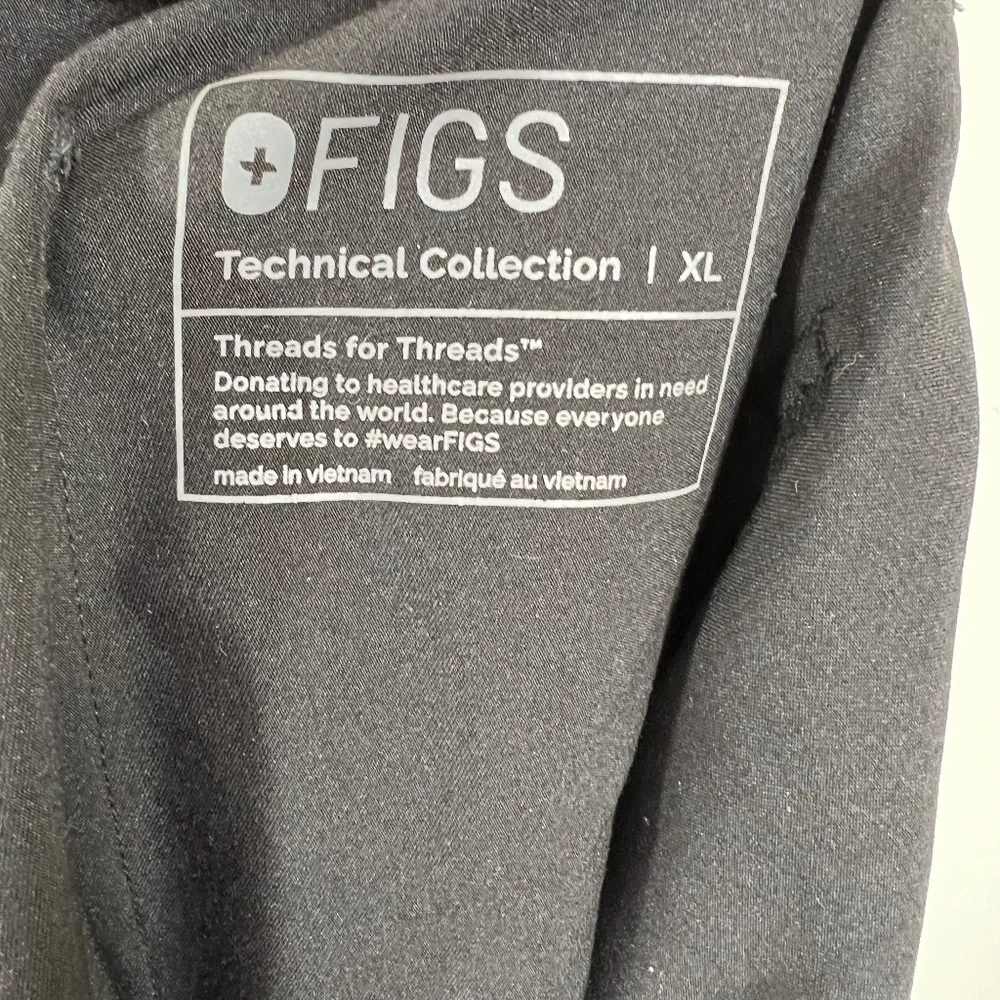 Figs Men's Scrub Pants Solid Technical Collection, Black, XL‎ 32